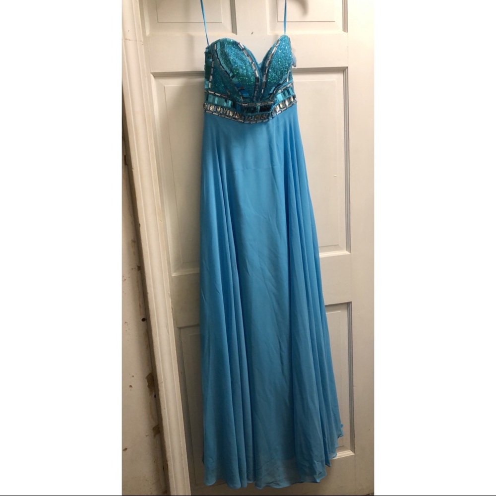 Prom dress